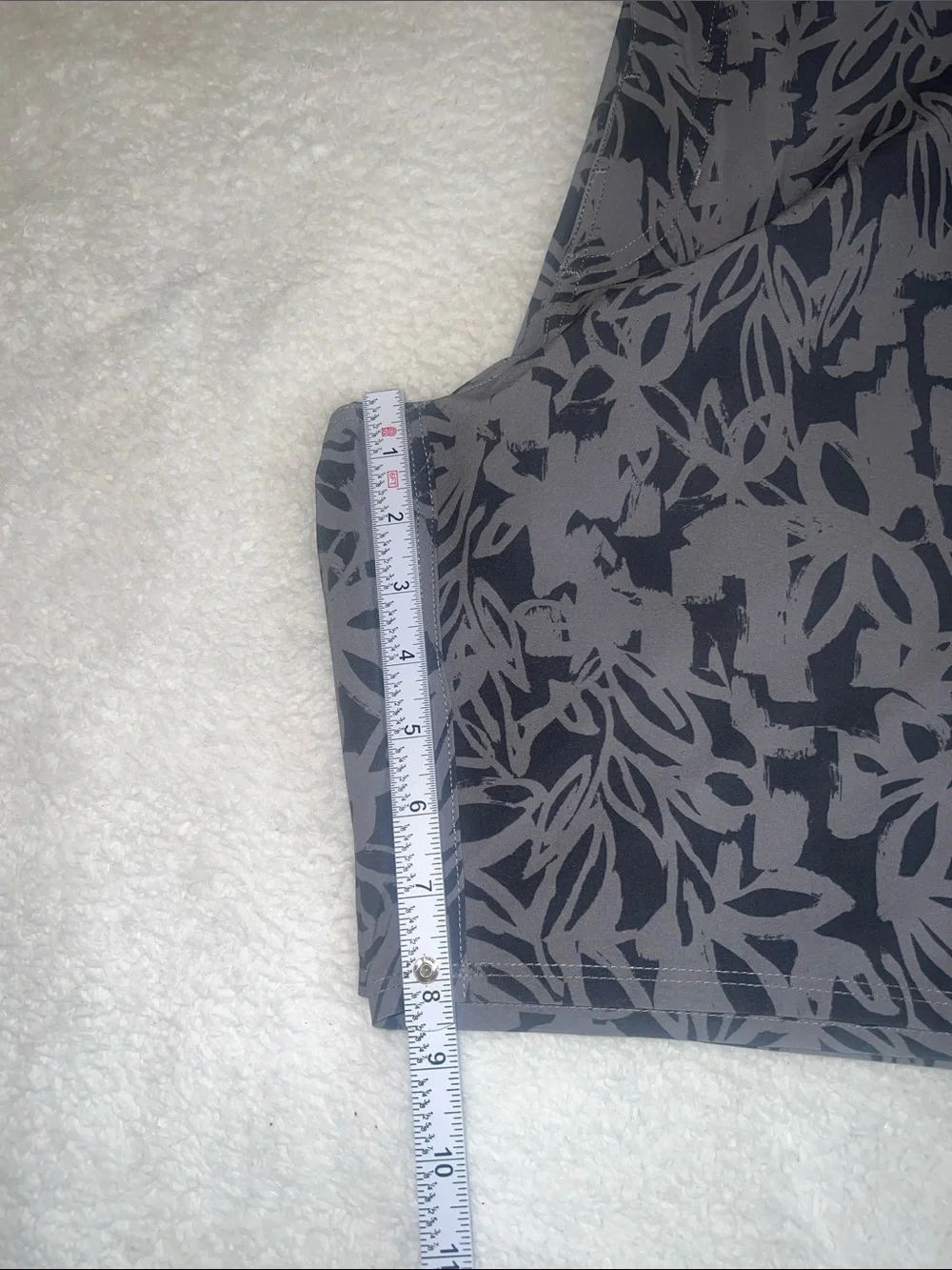 Vuori Infinity Boardshort Rob Machado Floral Surf Swim Shorts 30 NWT